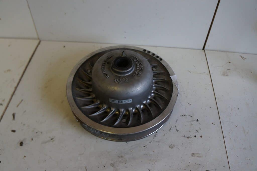 Polaris Pro-rmk 800 -15   Sekundärvariator