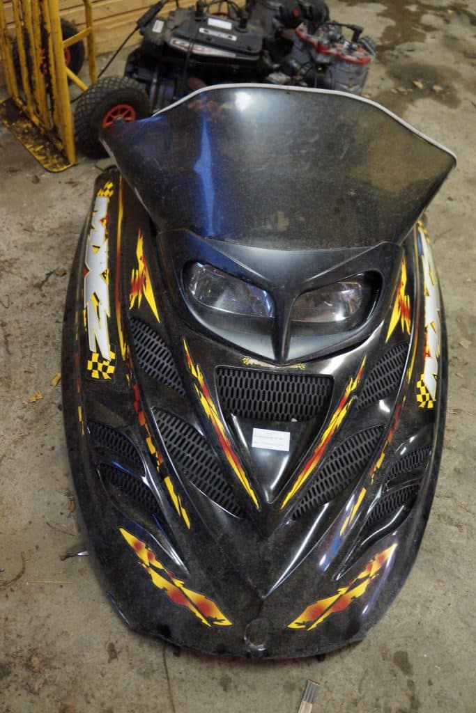 Ski-doo Summit 700 -00  Lyse