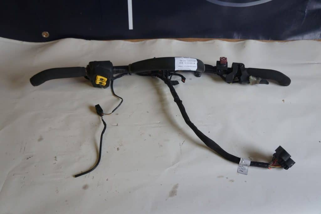 Ski-doo Tundra 600 ace 154" OCO -14 Knapp Stoppknapp