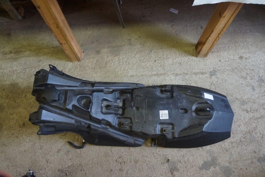 Ski-doo Renegade 1200 -11 Bränsletank