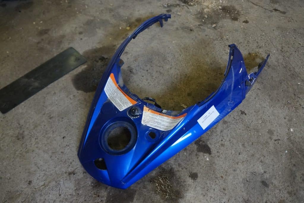 Ski-doo Renegade 800 -05  Plast ovan tank
