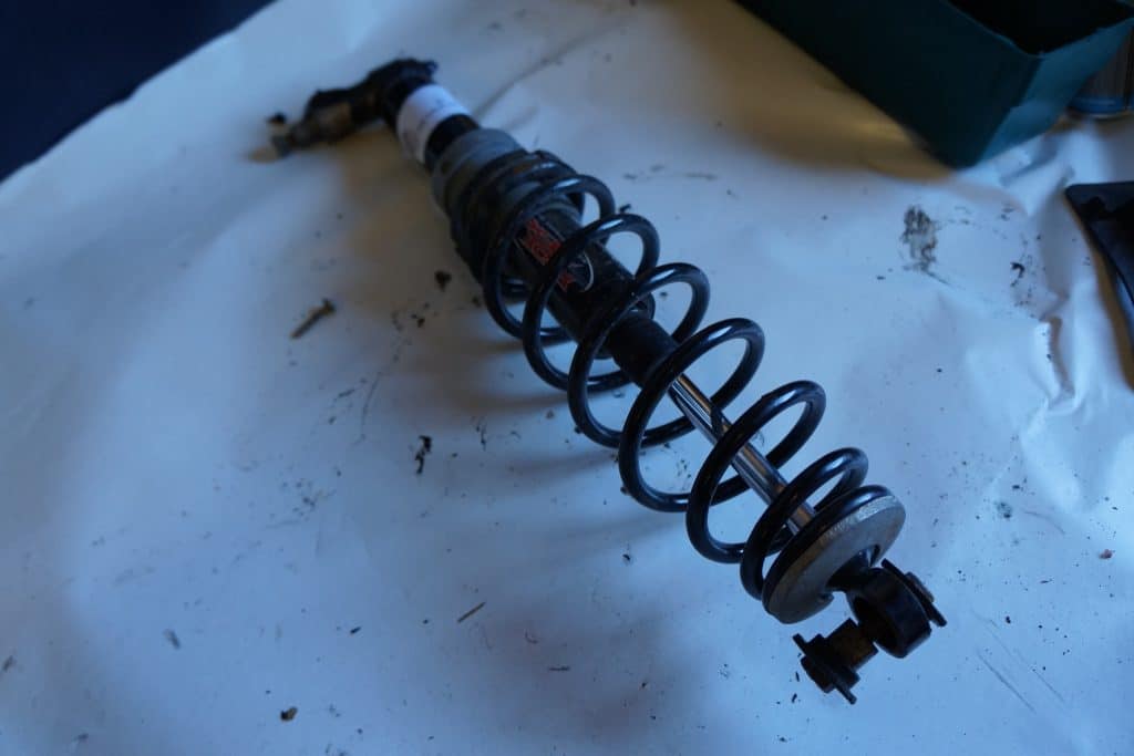 Arctic cat Pantera 800 -98  Framvagnsstötdämpare 1st