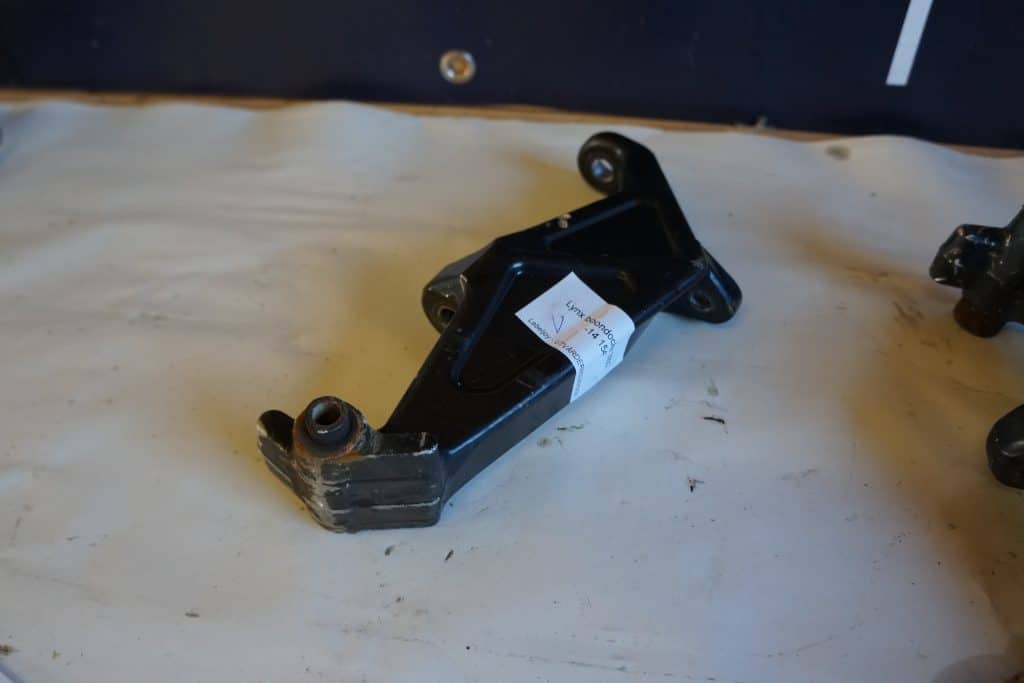 Lynx Boondocker 800 3900 -14  Skidben, vänster
