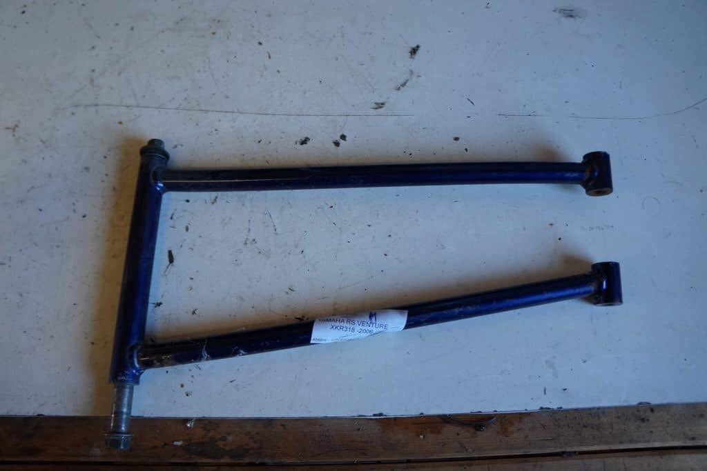 Yamaha venture RS -06 A-arm, övre, höger