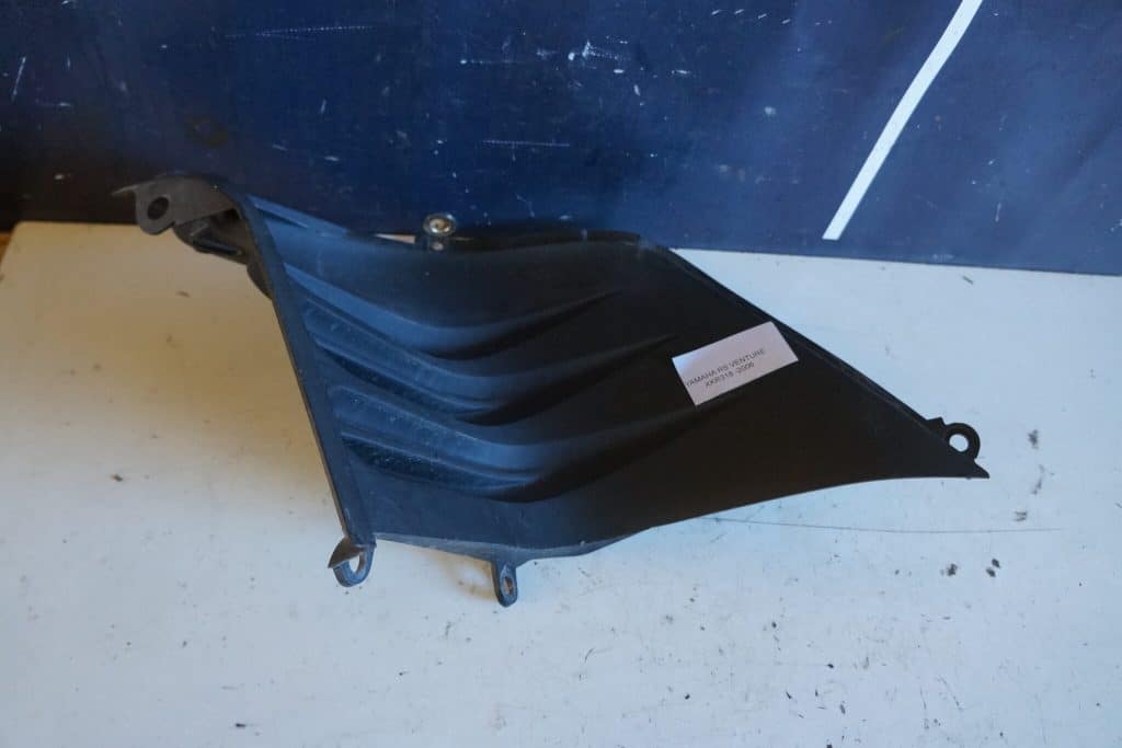 Yamaha venture RS -06 Tankplast vänster