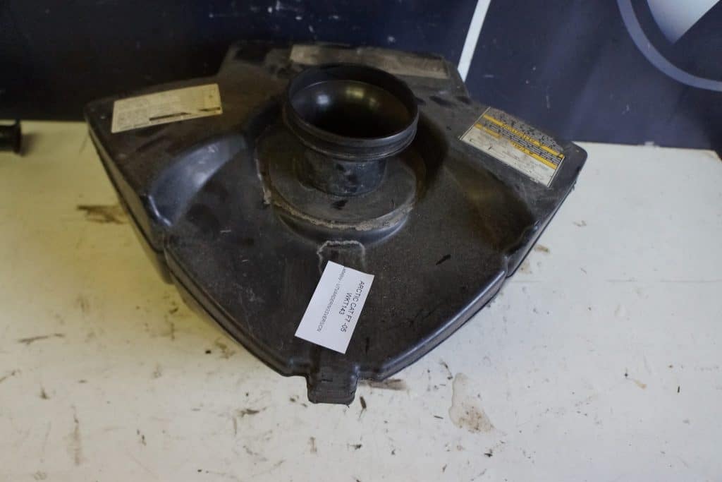 Arctic cat M7 -05  Luftburk
