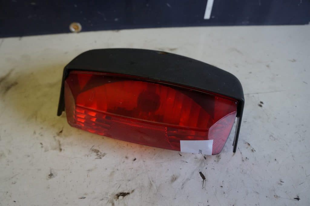 Arctic cat M7 -05  Bakljus