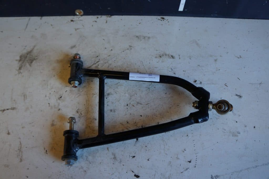 Polaris Dragon 800 -09 A-arm övre höger