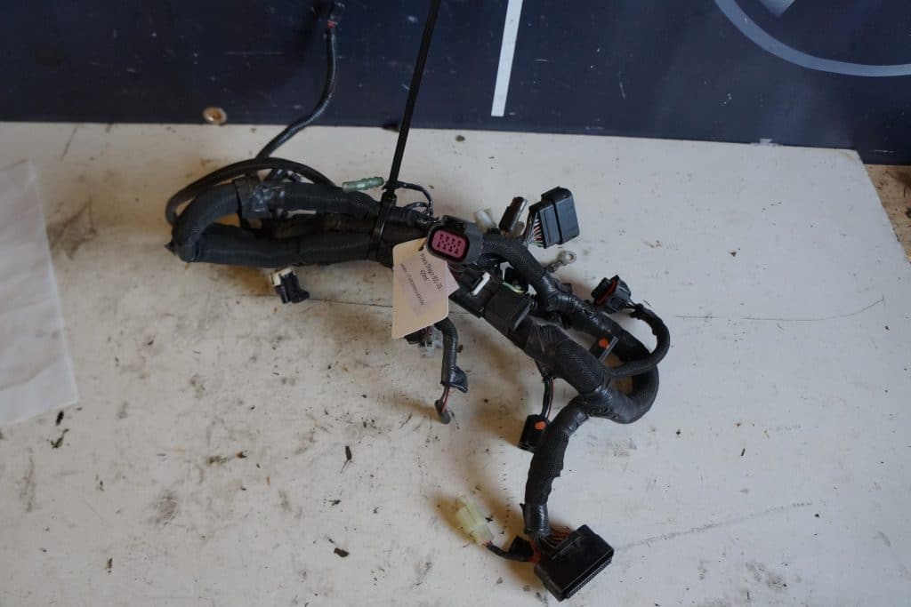 Polaris Dragon 800 -09  Kabelstam