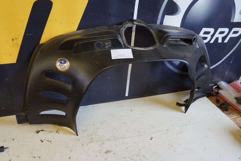 Polaris Trail Rmk 550 -05  Tankplast