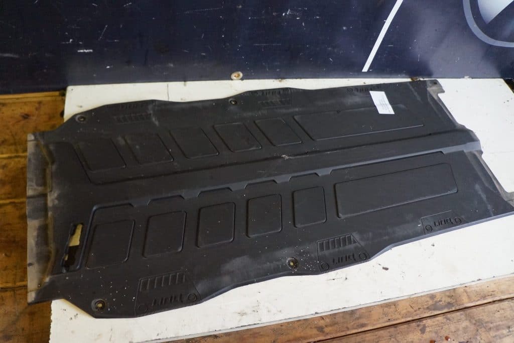 Lynx Ranger PRO 900 ace -19  Plast på tunneln