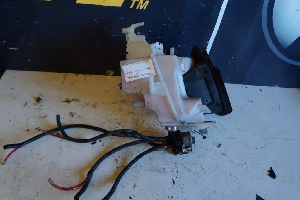 Ski-doo Summit 800 SP 154" -16  Oljepump