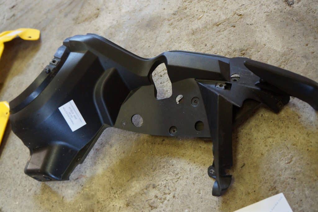 Yamaha Vector ER sp -06 Sidobuk höger främre