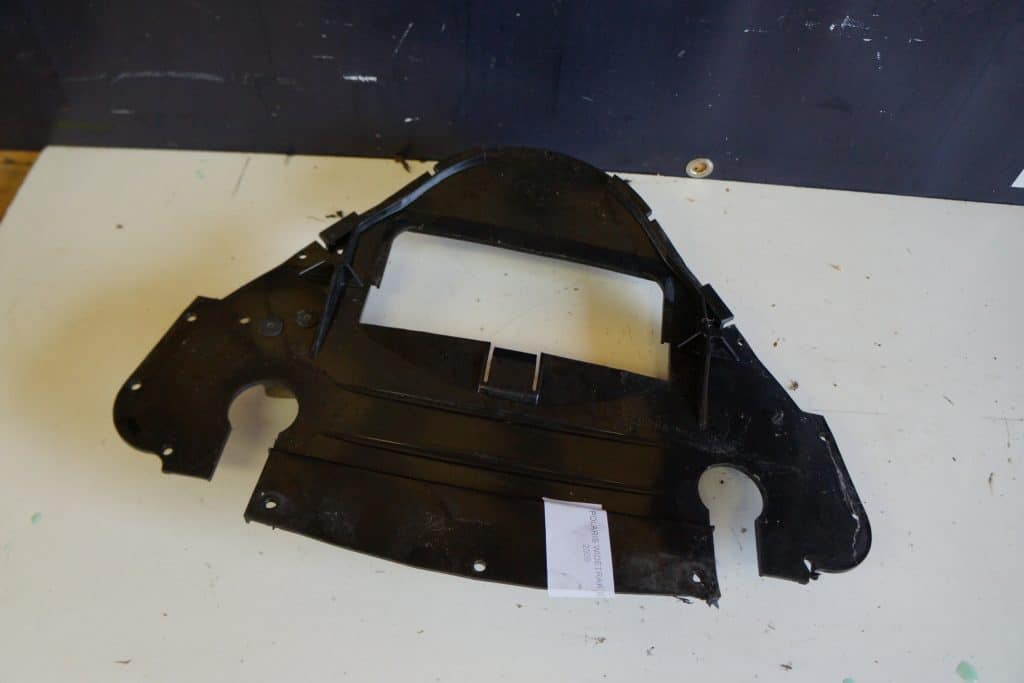 Polaris FS Widetrak -09  Frontbuk
