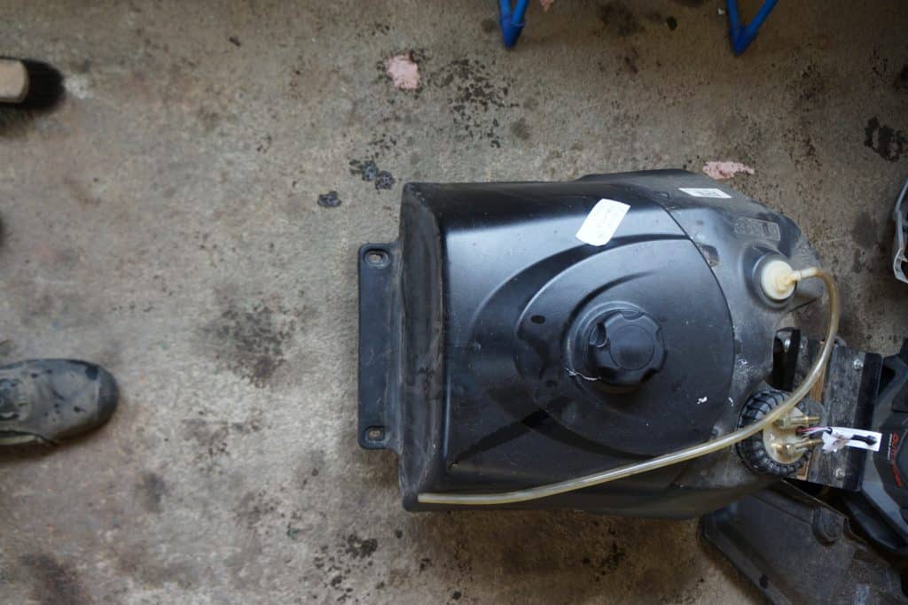 Polaris FS Widetrak -09  Bränsletank