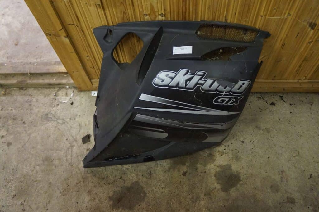 Ski-doo Gtx 550 -06  Sidokåpa, höger
