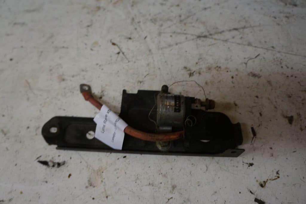 Lynx Xtrim 600 -05  Solenoid