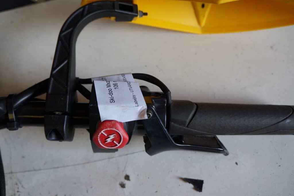 Ski-doo Mxz 550 -07  Knapp Stoppknapp