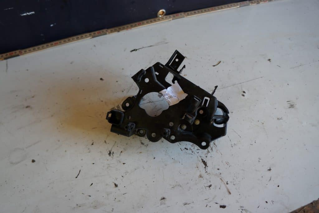 Ski-doo Renegade 900 ace -18  Plast