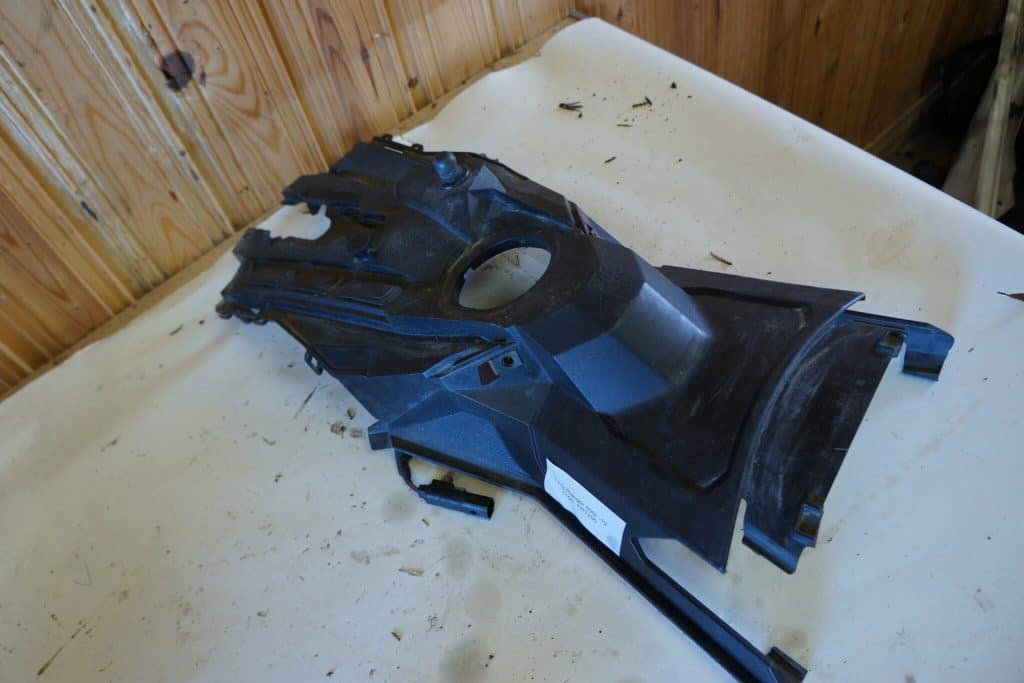 Lynx Ranger 600r -19  Tankplast