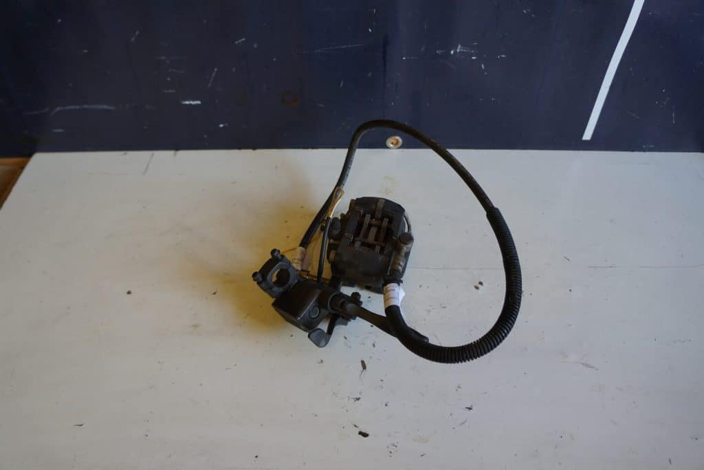 Ski-doo gtx 550 -09  Bromsok