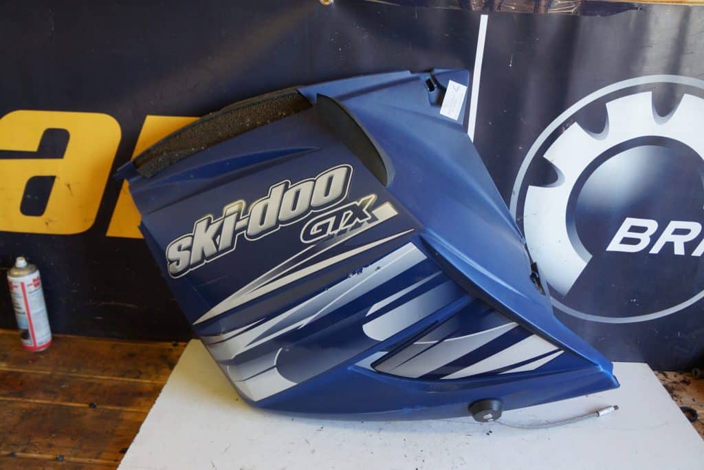 Ski-doo Gtx 600 sdi -06  Sidokåpa, vänster