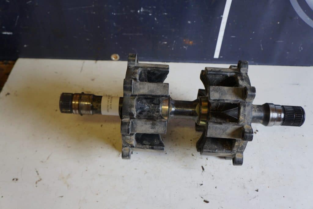 Arctic cat M8000 -15  Drivaxel