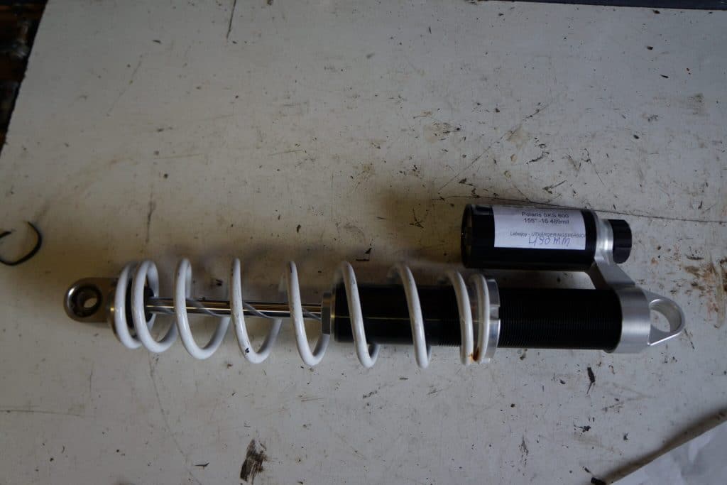 Polaris SKS 800 155" -16  Framvagnsstötdämpare 1st