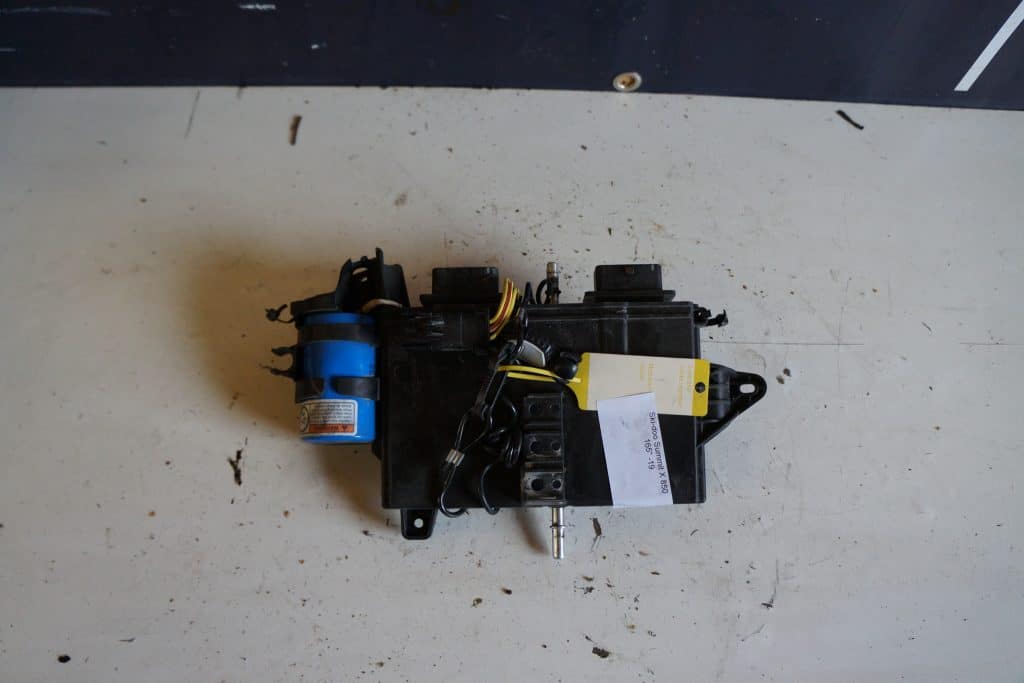 Ski-doo Summit 850 165" -19  ECM-box med dess