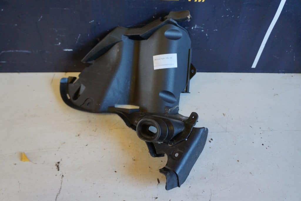 Yamaha Nytro Mtx -08 Plast vid styrstag
