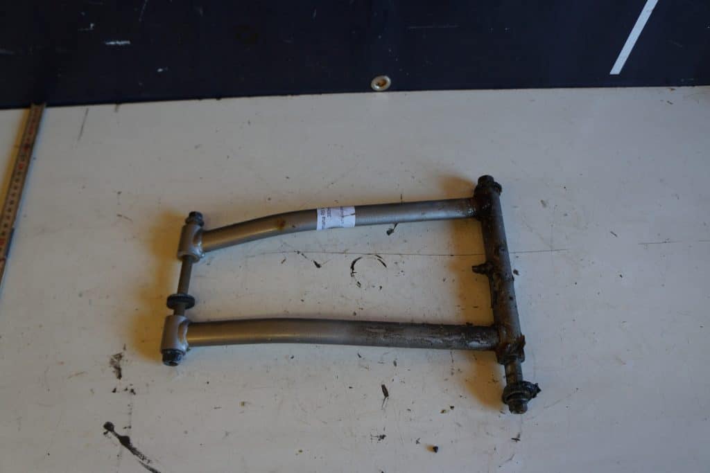 Yamaha Viking Rs Pro -11 A-arm, övre, vänster