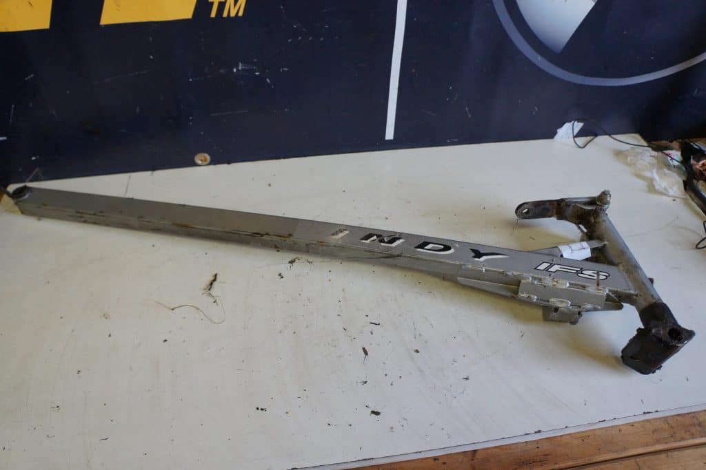Polaris Widetrak 500lx -06  Trailingarm höger