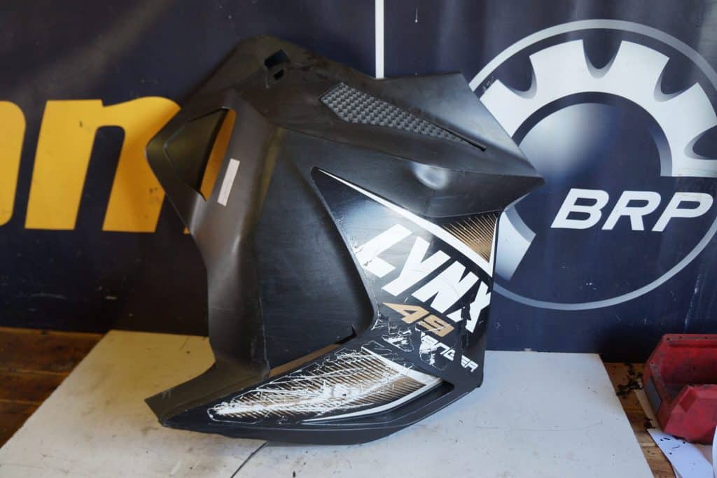Lynx Ranger 600 -13  Sidokåpa, höger