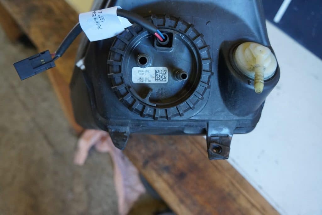 Polaris SKS 800 155" -16  Bränslepump