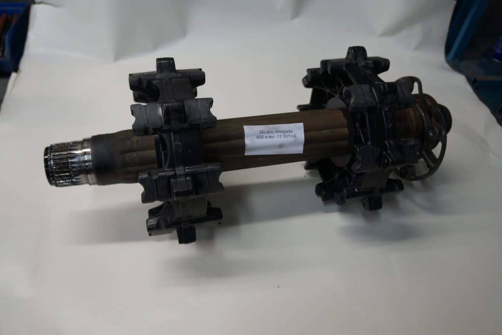 Ski-doo Renegade 600 e-tec -12  Drivaxel