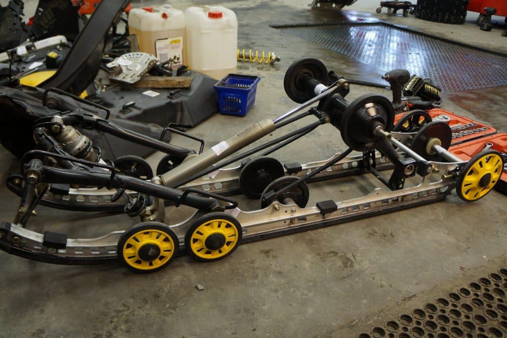 Ski-doo Renegade 600 e-tec -12  Boggie 137”