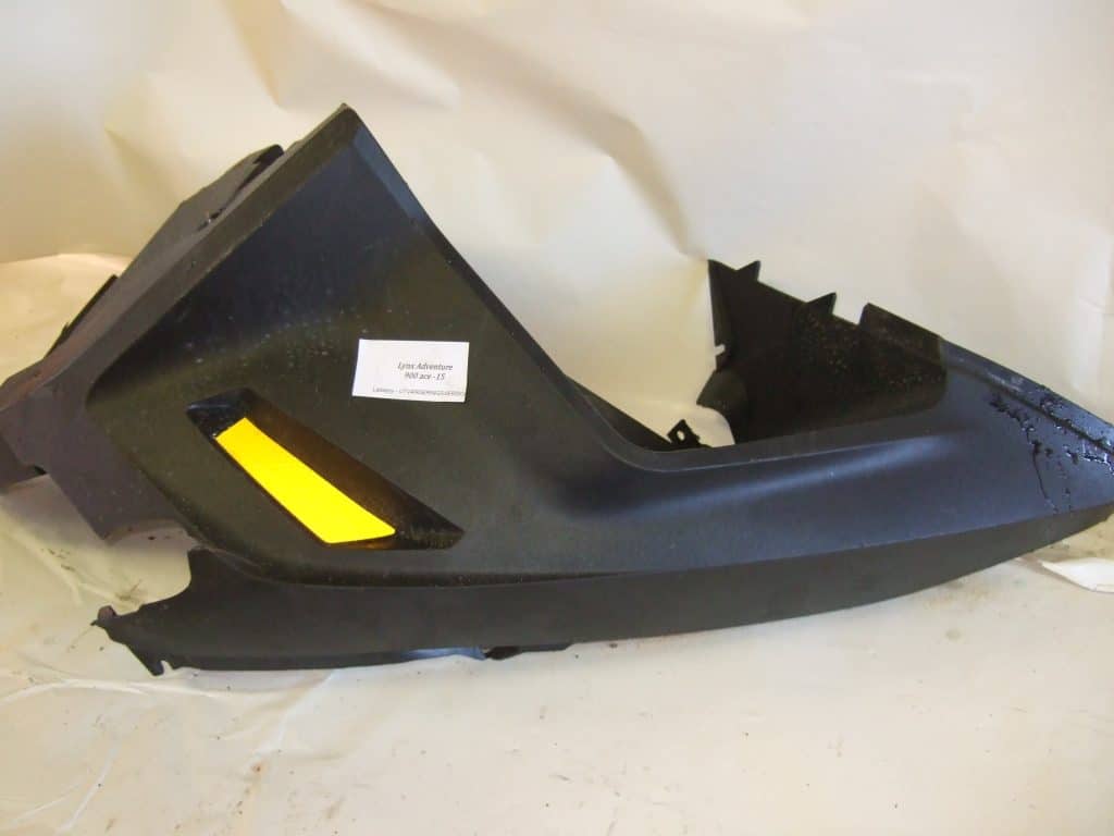 Lynx Adventure 900 ace -15 frontbuk höger