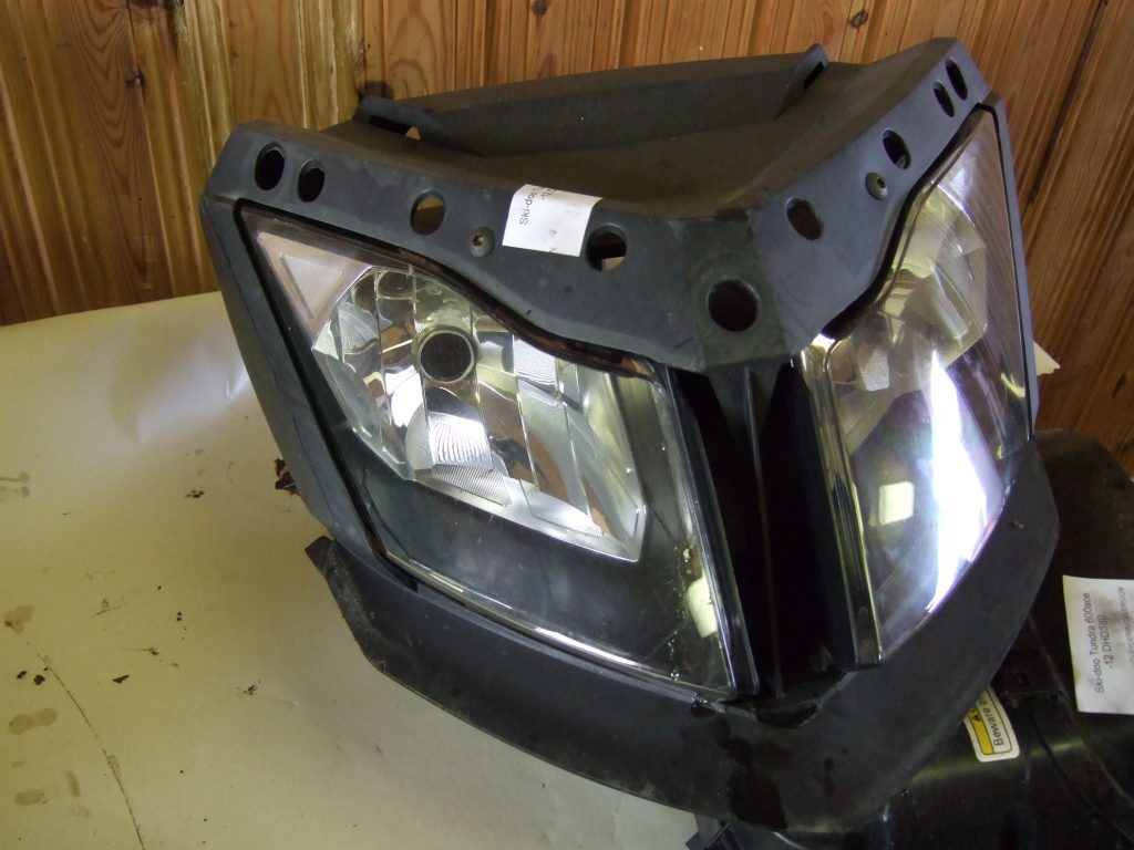 Ski-doo Tundra 600 ace -12  Lyse höger