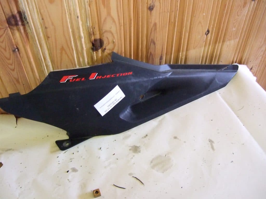 Yamaha Nytro r-tx er -08 Plast bak