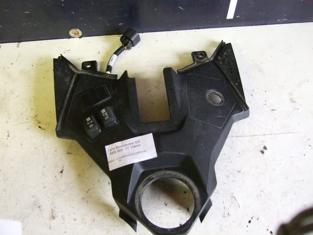 Lynx Boondocker 800 3900DS -17  Tankplast