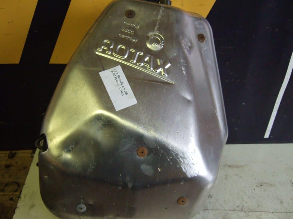 Lynx Boondocker 800 3900DS -17  Ljuddämpare
