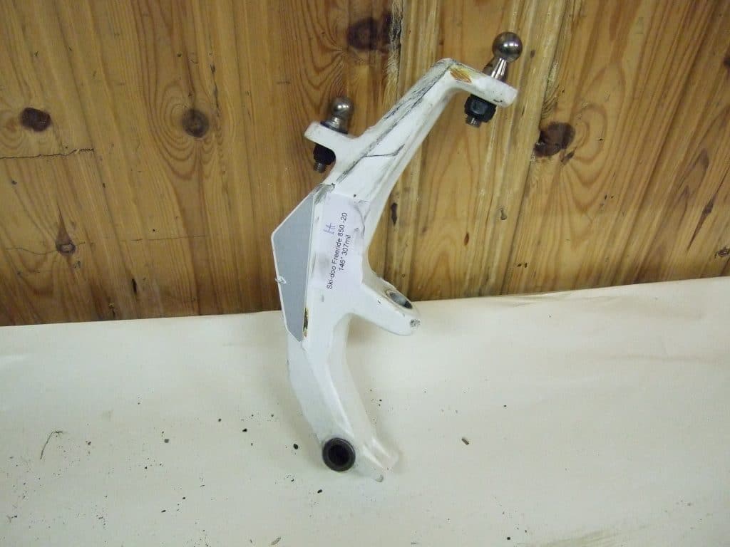 Ski-doo Freeride 850 146" -20  Skidben, höger