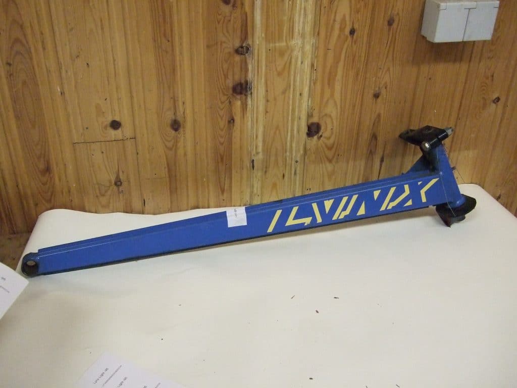 Lynx Light -95  Trailingarm, höger