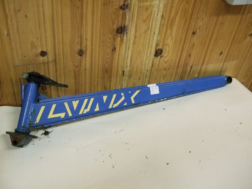 Lynx Light -95  Trailingarm Vänster