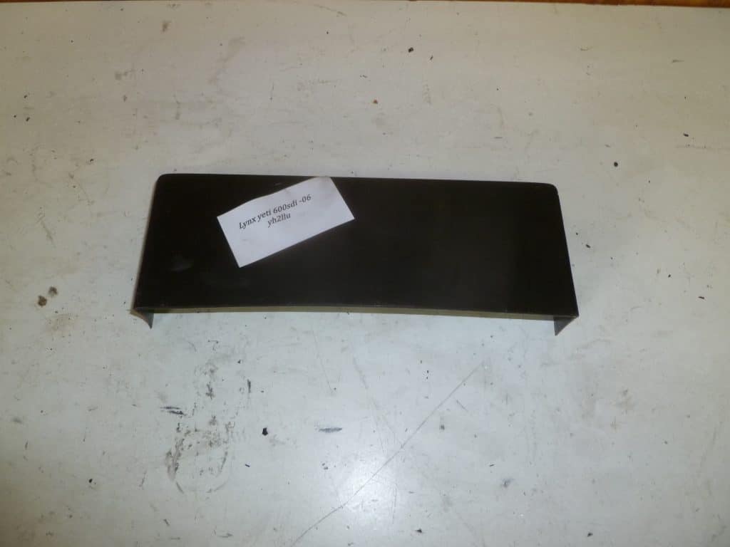 Lynx Yeti 600sdi -06 Plastlucka