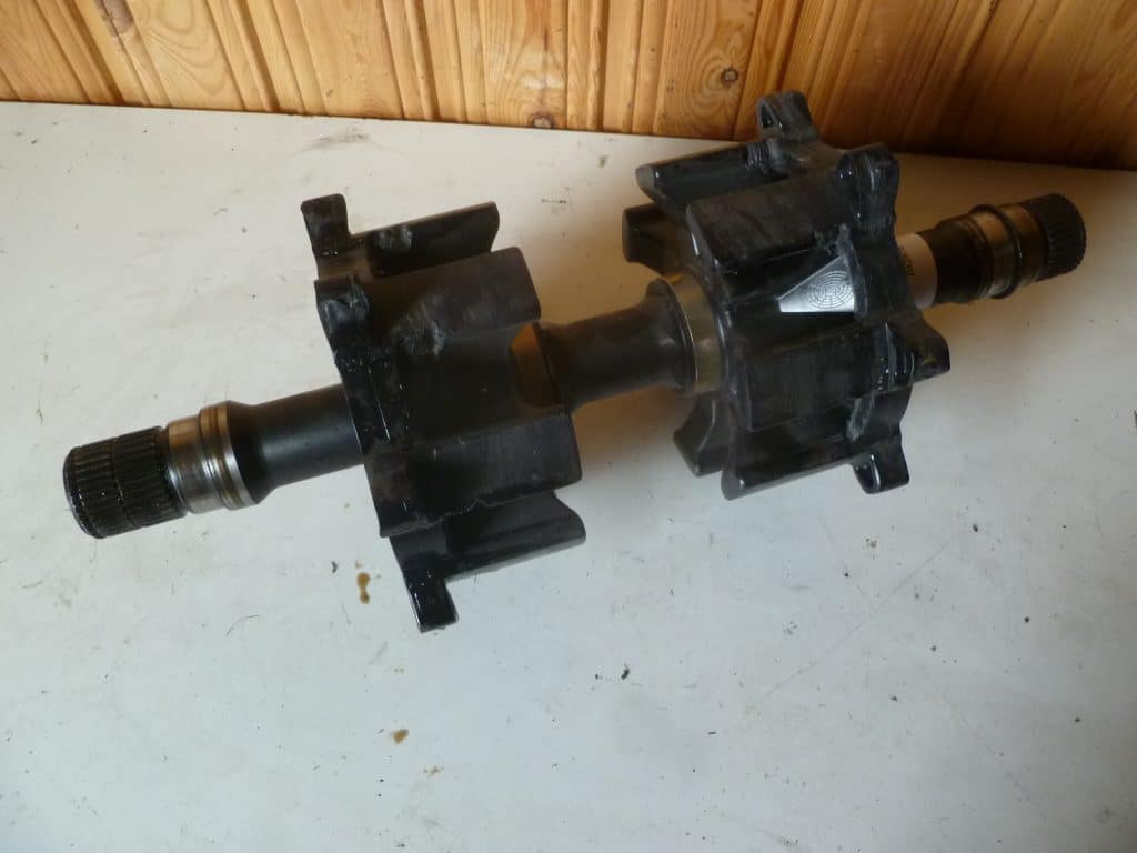 Arctic cat M7000 153" -15 Drivaxel