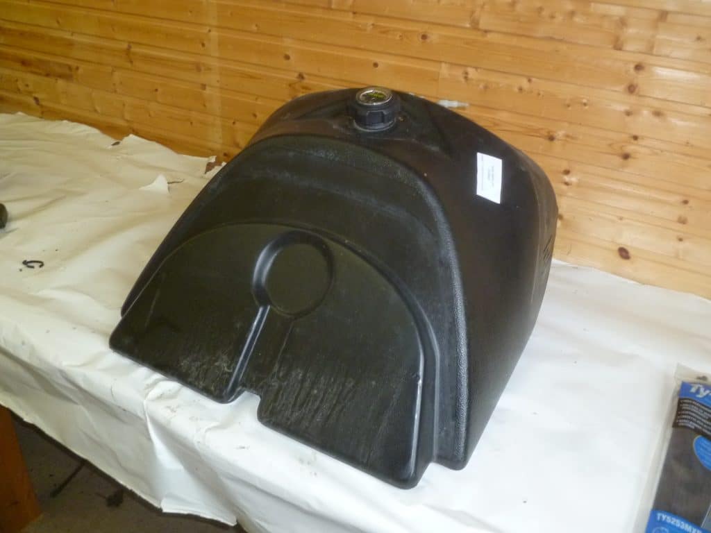 Lynx ST600 -07 Bränsletank