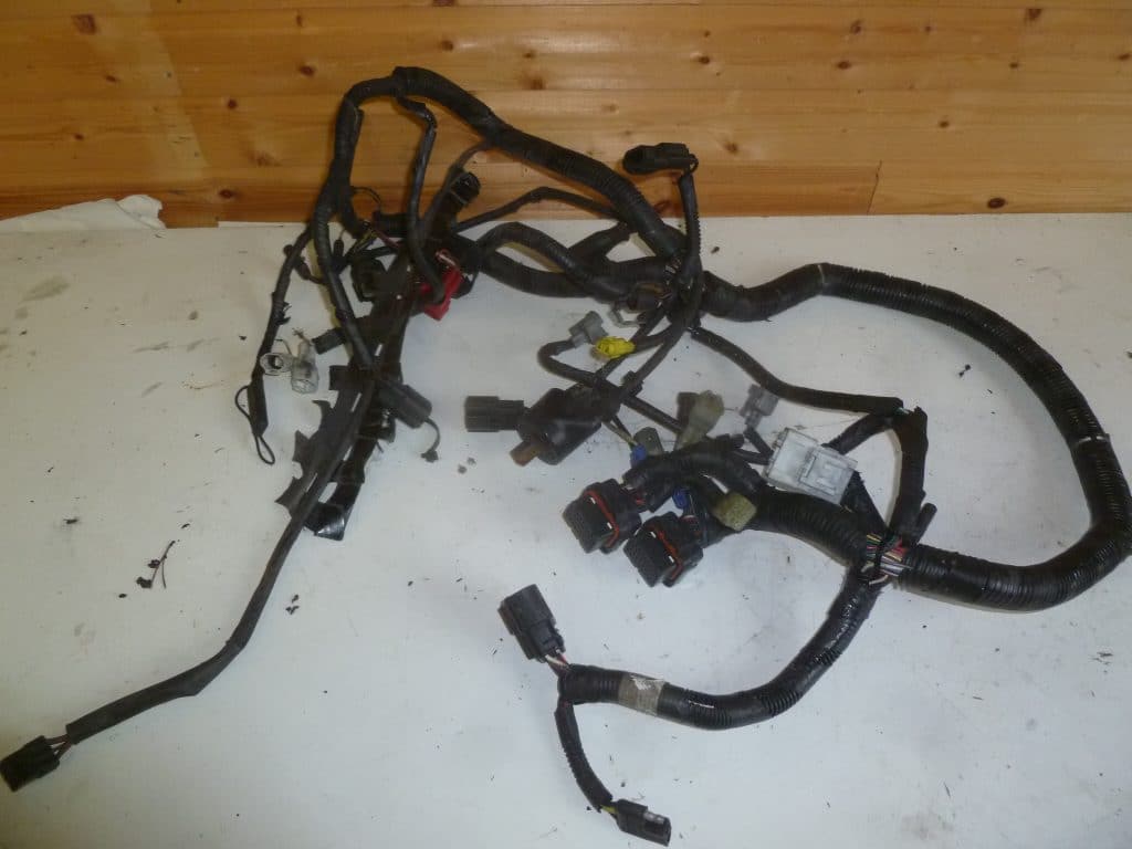 Arctic cat Crossfire 8 141" -09 Kabelstam