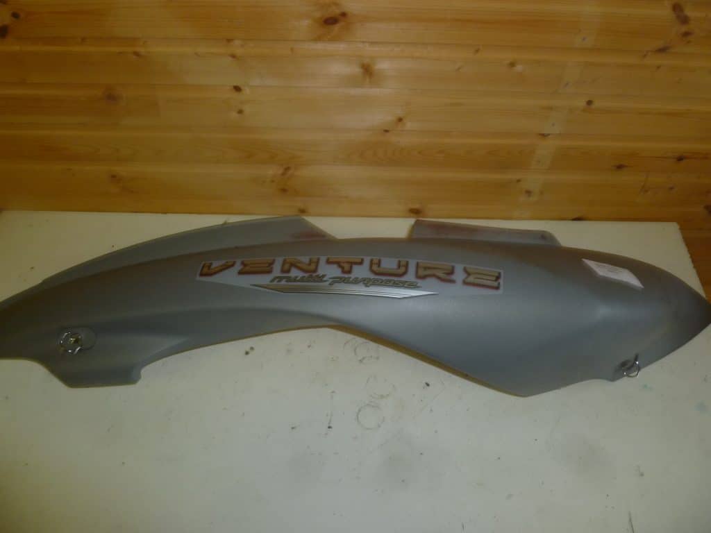 Yamaha Venture multi purpose -09 Sidokåpa övre vänster