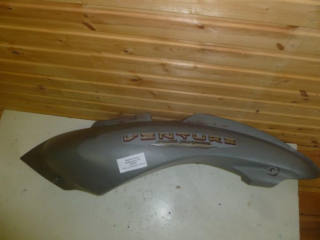 Yamaha Venture multi purpose -09 Sidokåpa övre höger